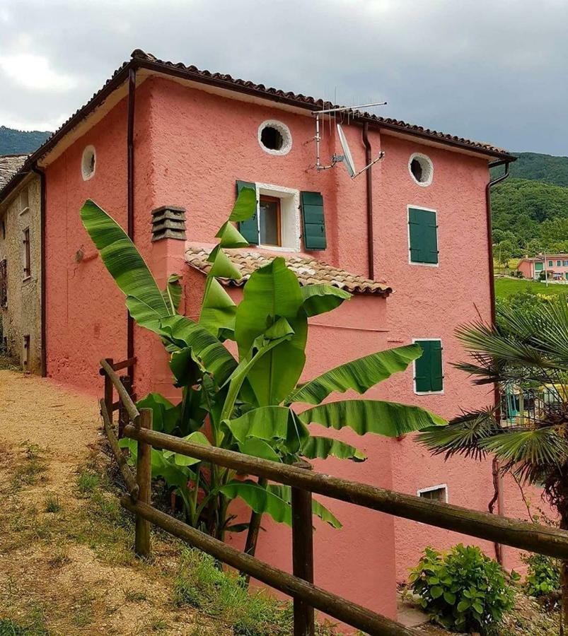La Casa Rosa Di Segusino With Spa Jacuzzi In Garden Sequsino Exterior photo